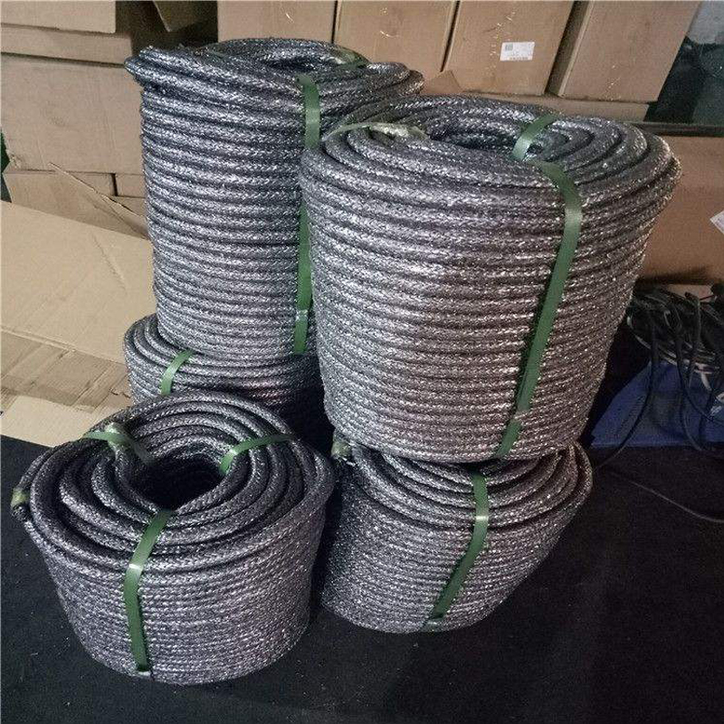 石墨圆线的制造工艺与技术革新